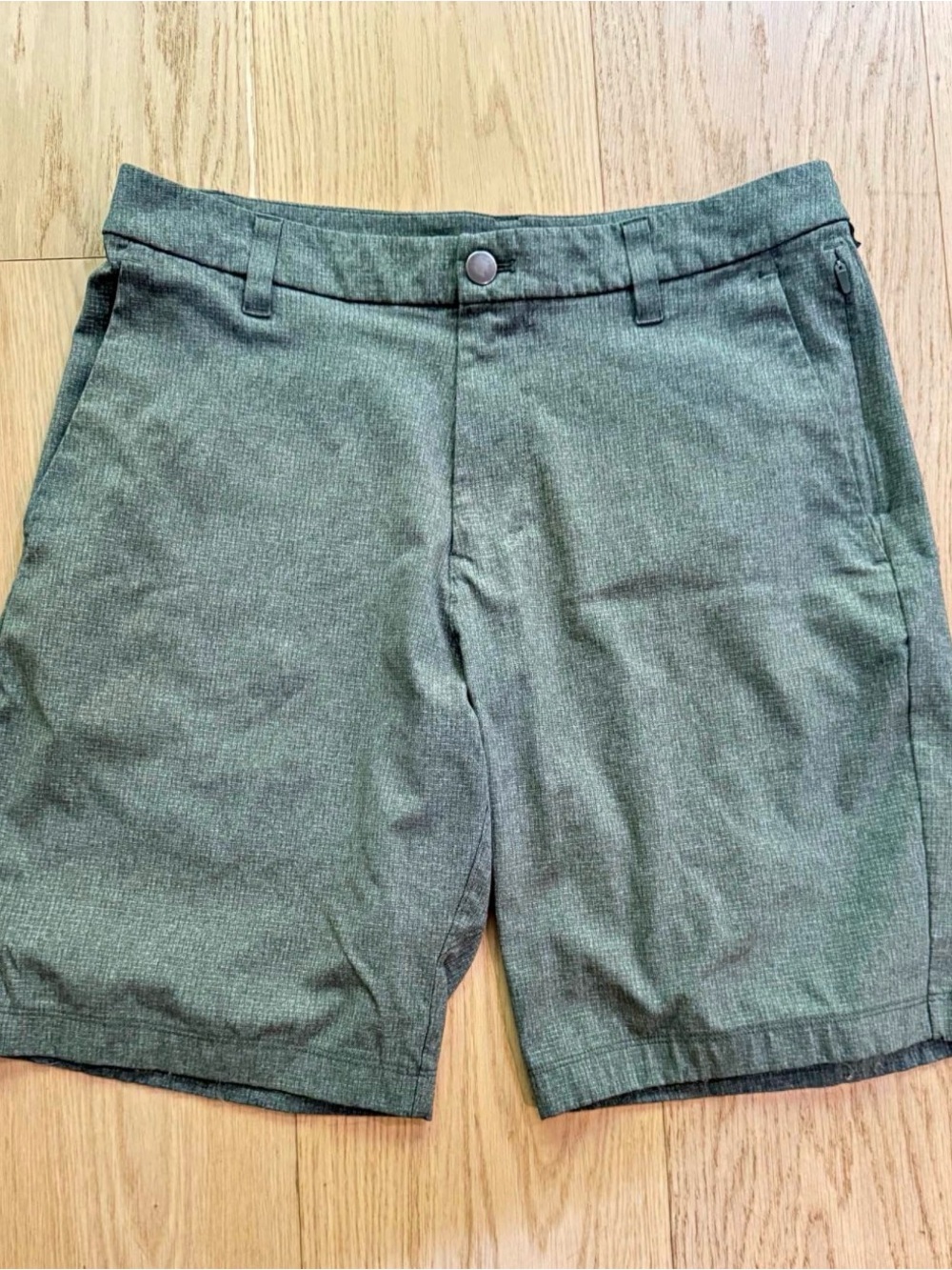 Lululemon ABC Classic-Fit Gray Short 9" WovenAir